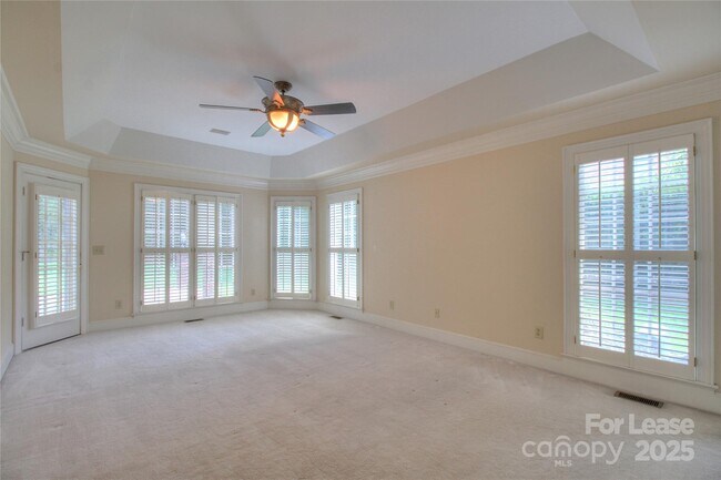 Building Photo - 1222 Weddington Hills Dr
