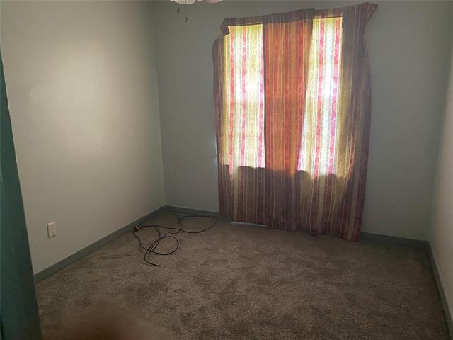 Building Photo - 215 Satinwood Dr