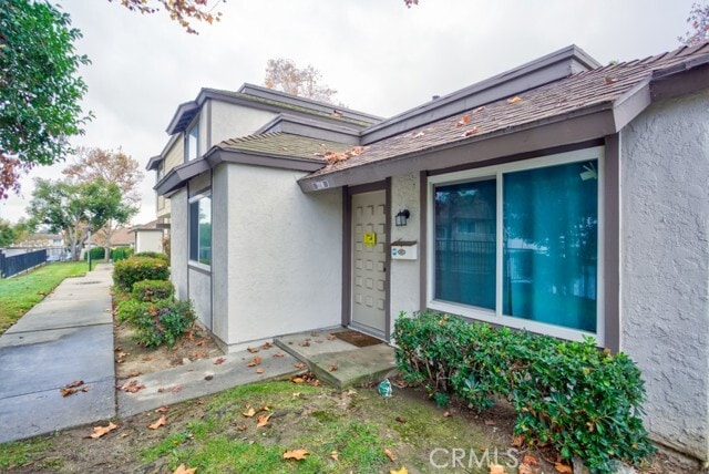 Building Photo - 2210 Shady Hills Dr