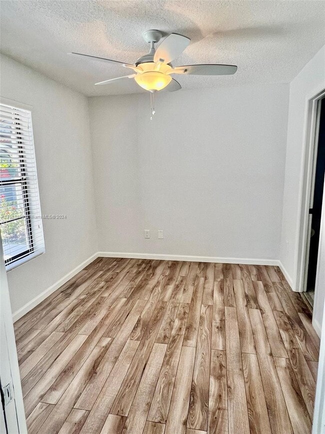 Building Photo - 15090 SW 49th Ln