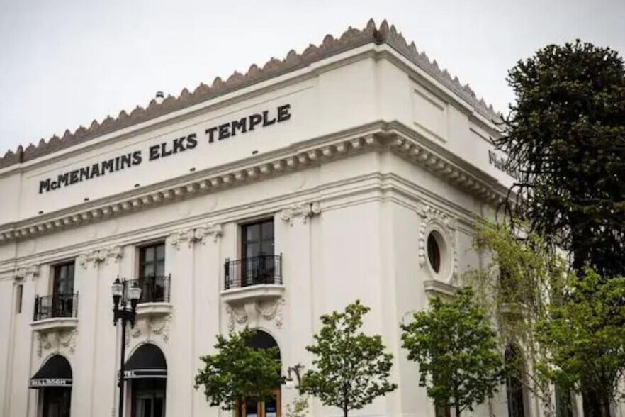 Building Photo - 510 Tacoma Ave S