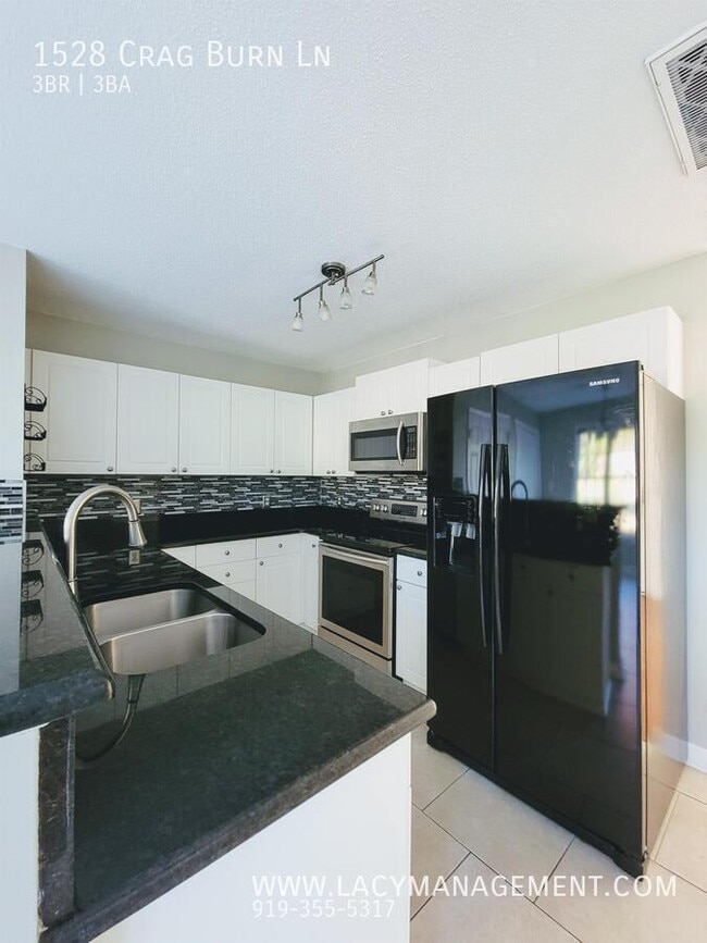 Building Photo - 1528 Crag Burn Ln