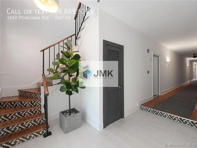 Building Photo - Modern 1-Bedroom Apartment with Private Pa...