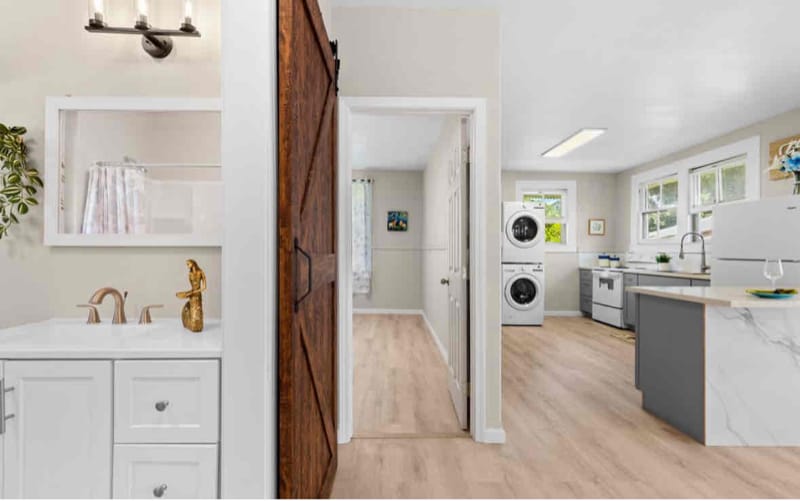 Building Photo - 356 Lehua St