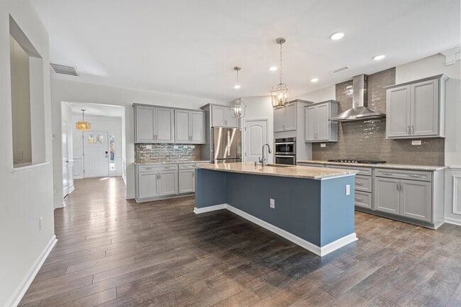 Building Photo - 460 Young Landing Ct