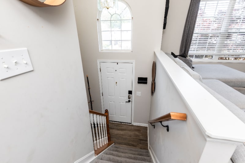 Building Photo - 868 Virginiabradford Ct