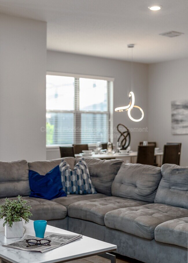 Building Photo - 5552 Misty Oak Cir