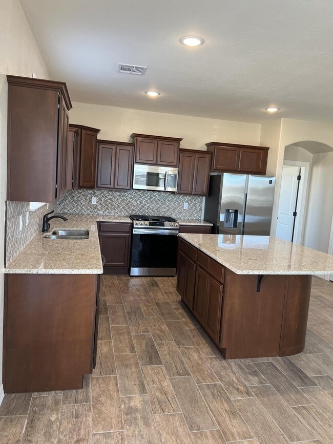 Building Photo - 12701 Iron Falls Dr