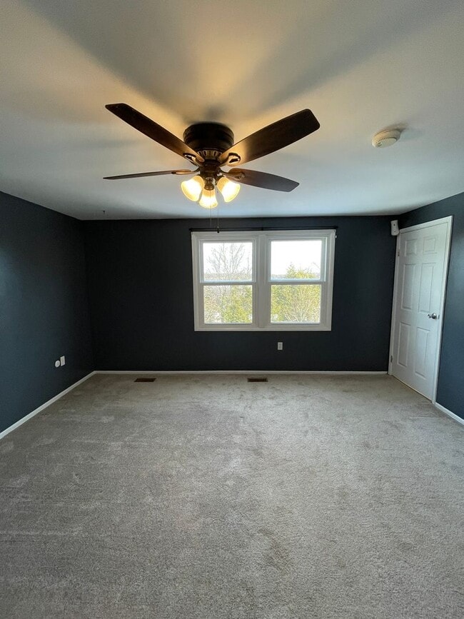 Building Photo - 120 Scottsdale Dr