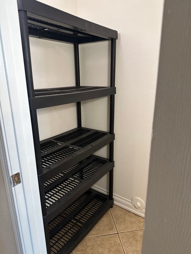 walk-in pantry shelves - 601 S Fashion Park St