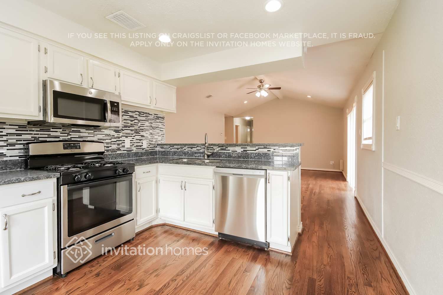 Building Photo - 1820 Eagle Dr