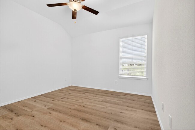 Building Photo - 5402 Still Creek Ranch Dr