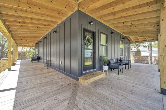 Building Photo - 132 Foxmeyer Dr