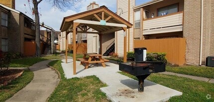 Building Photo - 10202 Forum Park Dr
