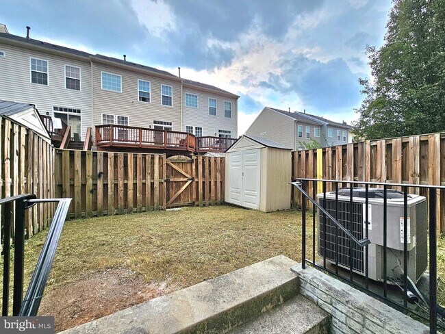 Building Photo - 15328 Elizabeth Burbage Loop