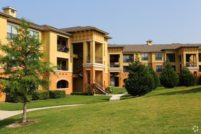 Primary Photo - Bridge at Center Ridge