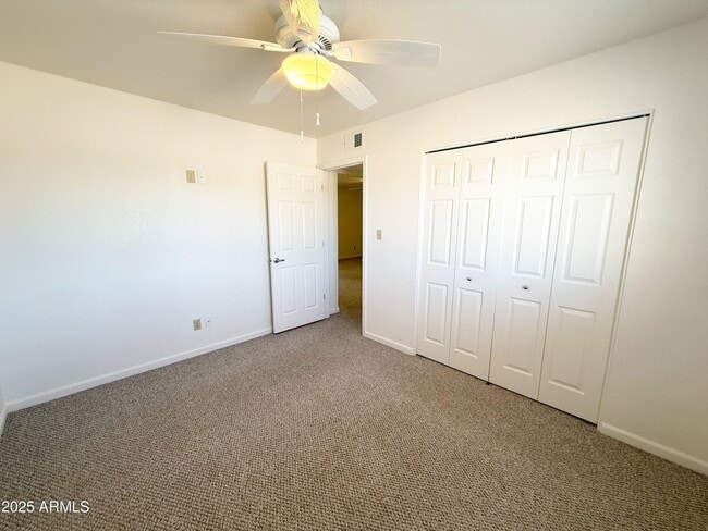 Building Photo - 867 N Arroya Rd