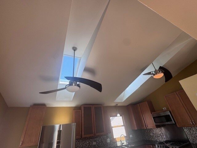 Building Photo - 396 Ridgeland Ave