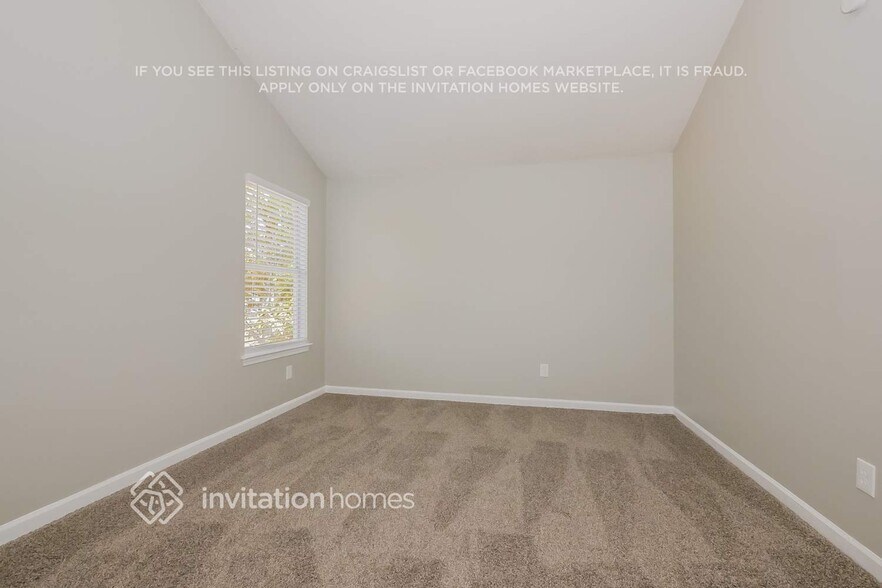 Building Photo - 162 Stillwood Dr