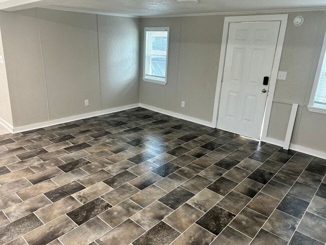 Building Photo - 3706 Griffin St