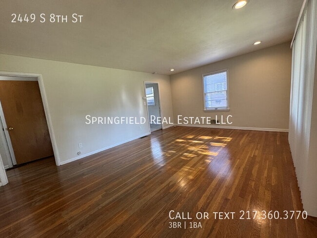 Building Photo - 2449 S 8th St