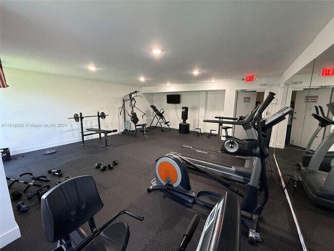 Building Photo - 250 180th Dr