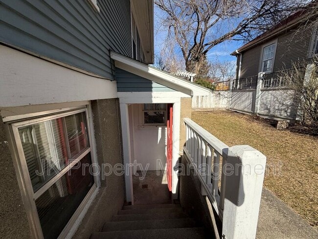 Building Photo - 2217 1st Ave S