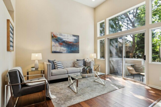 Building Photo - 548 Mill River Ln