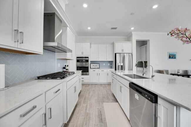 Building Photo - 601 Hookline Cir