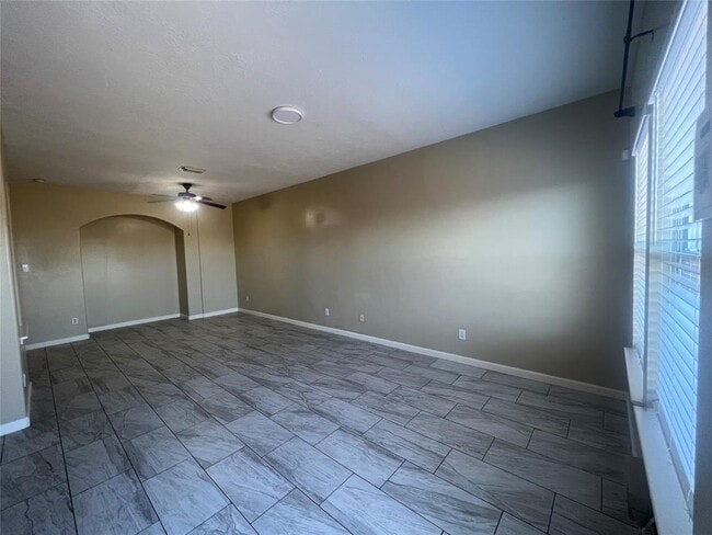 Building Photo - 11618 Champions Green Dr
