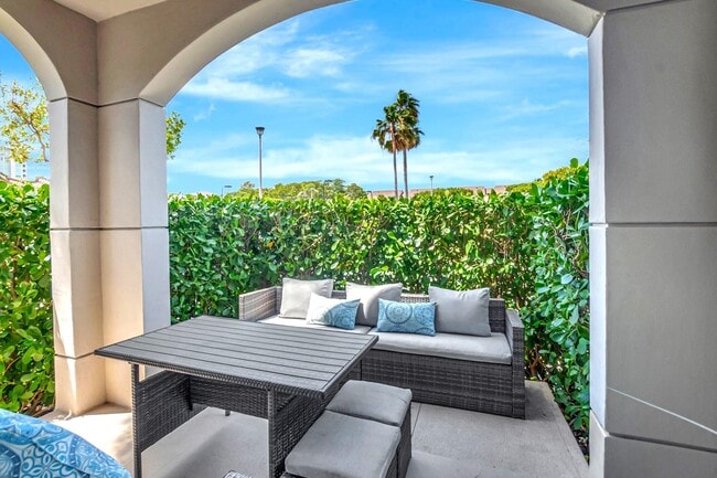 Building Photo - 3606 S Ocean Blvd