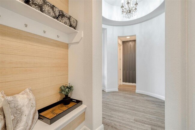 Building Photo - 409 Ocate Mesa Trail