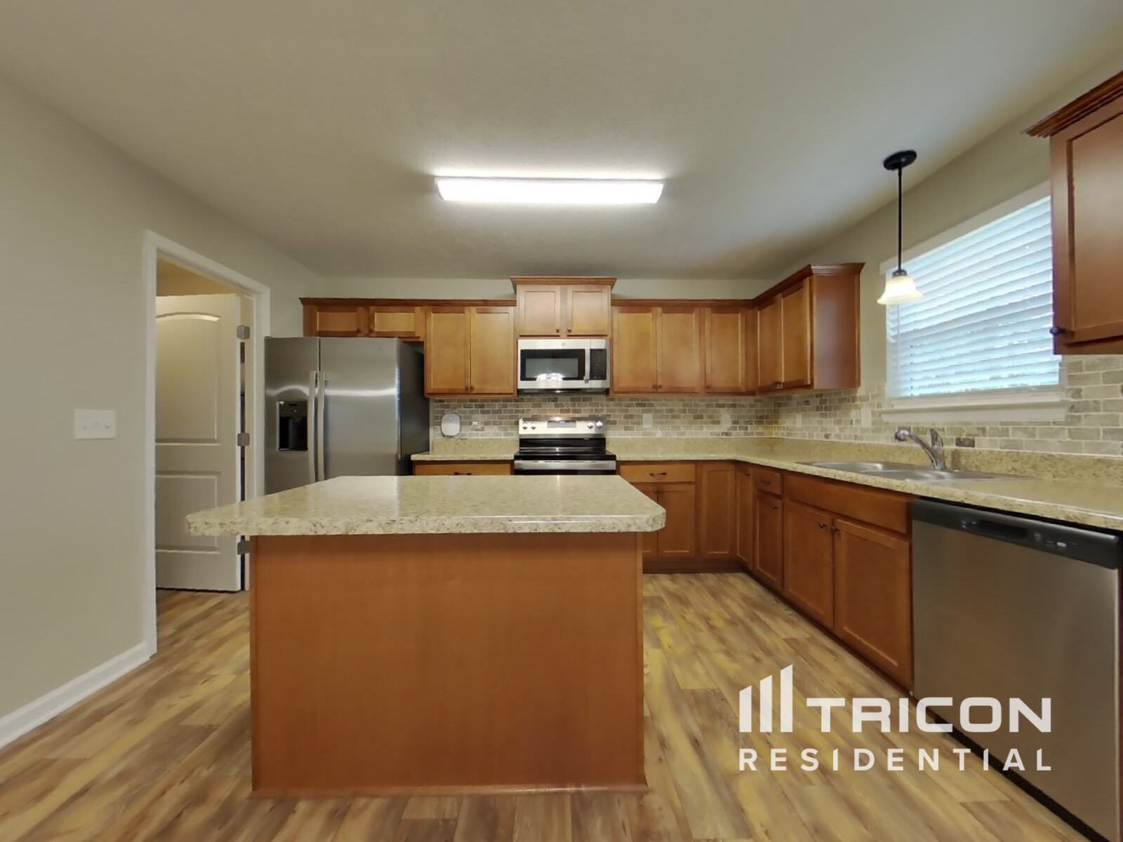 Building Photo - 934 Canyon Creek Dr