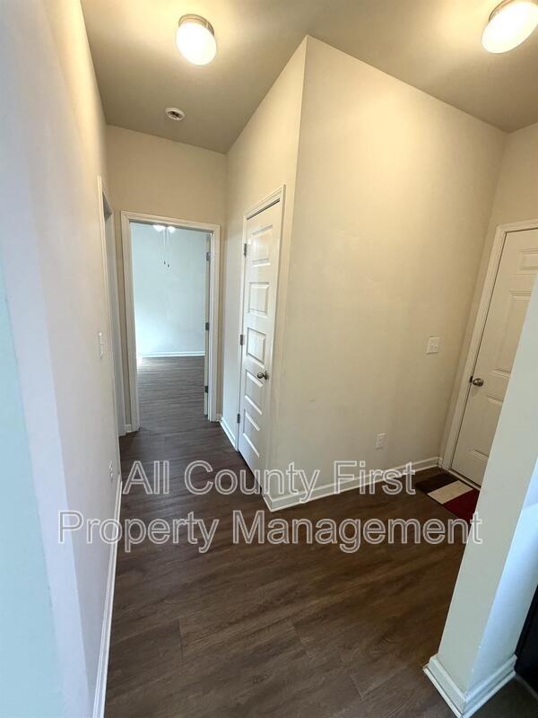 Building Photo - 3263 Highgrove Ln