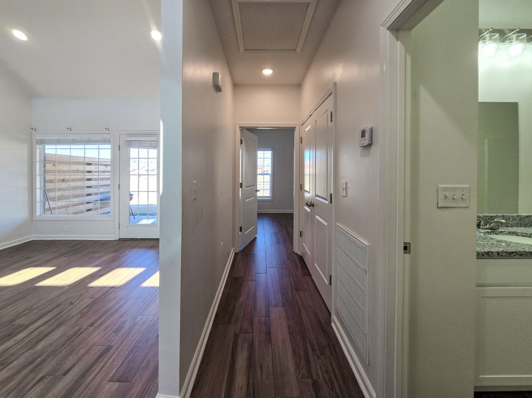 Building Photo - 4804 Antosh Cir