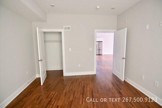 Building Photo - 330 Cambridge St