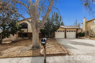 Building Photo - 5518 Wilkerson Pass Dr
