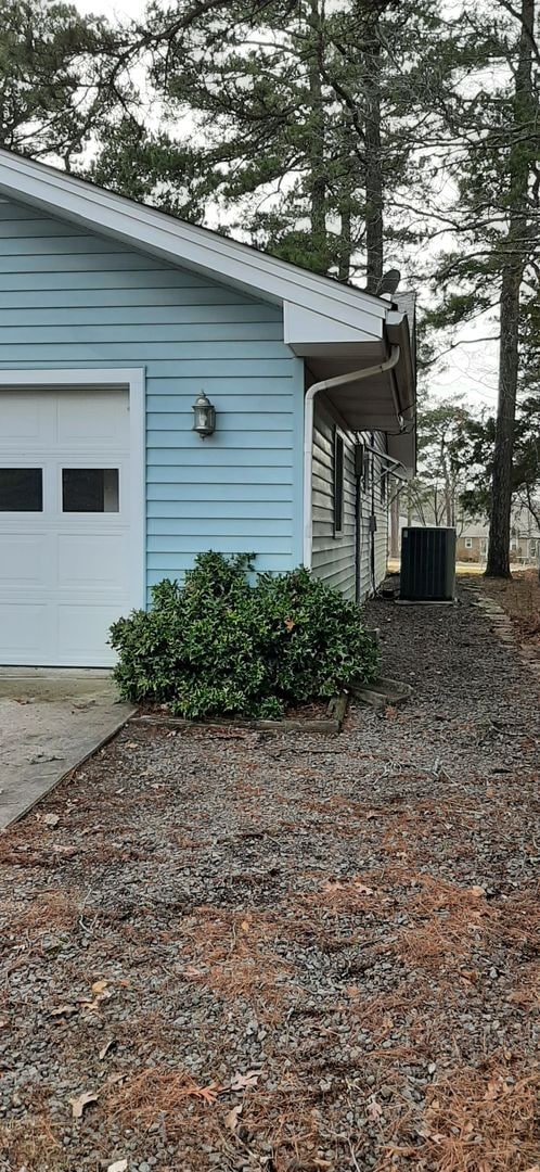 Building Photo - 204 Snead Dr