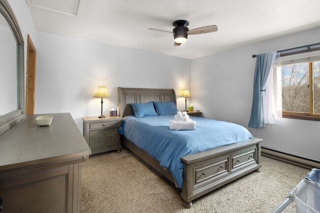 Building Photo - Enjoy Modern Comfort in This Beautiful Home!