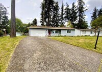 Building Photo - Charmingly Updated Three Bedroom Home in South Hillsboro!