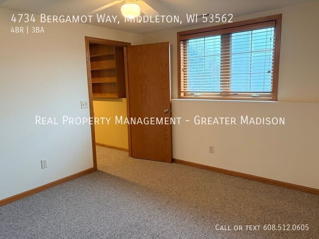 Building Photo - 4734 Bergamot Way