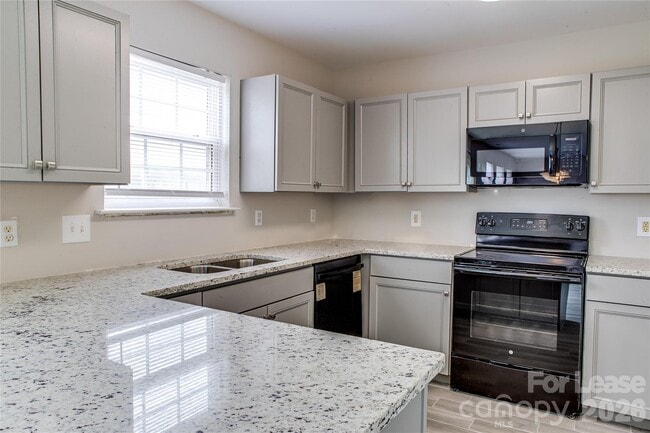 Building Photo - 2035 Speedwell Ct