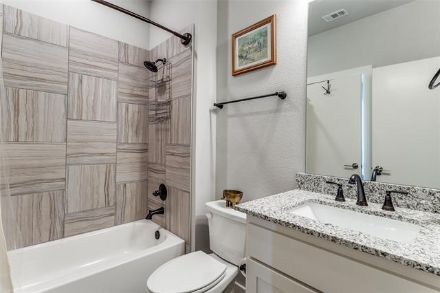 Building Photo - 2220 Rook Dr