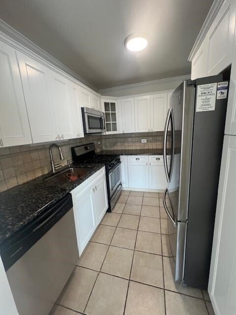 Building Photo - 7002 BLVD E