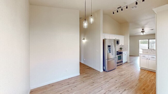 Building Photo - Elegant, Exclusive & Exquisite in this dre...