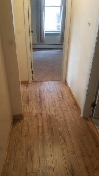 Building Photo - 749 S Millvale Ave