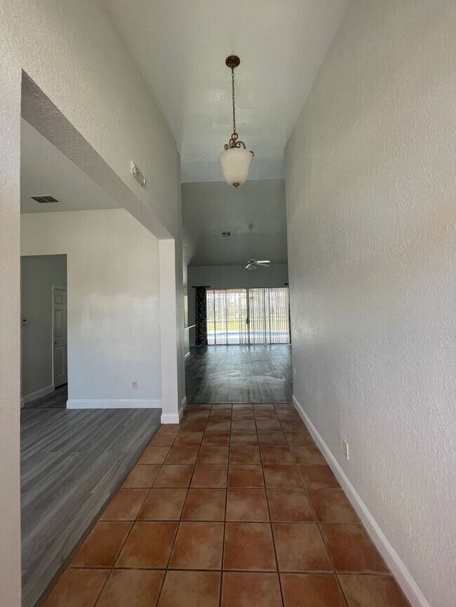 Building Photo - Beautiful Pool Home in Highlands Reserve golf community