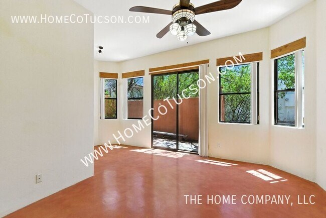 Building Photo - 1921 S Doubletree Ln