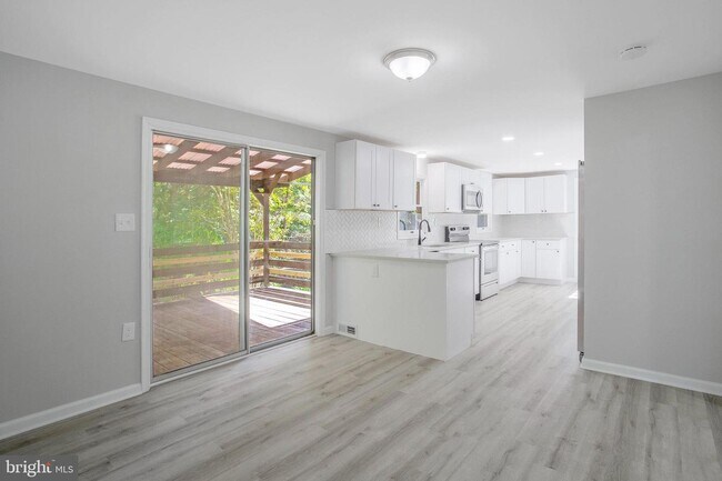 Building Photo - 20478 Poplar Ridge Rd