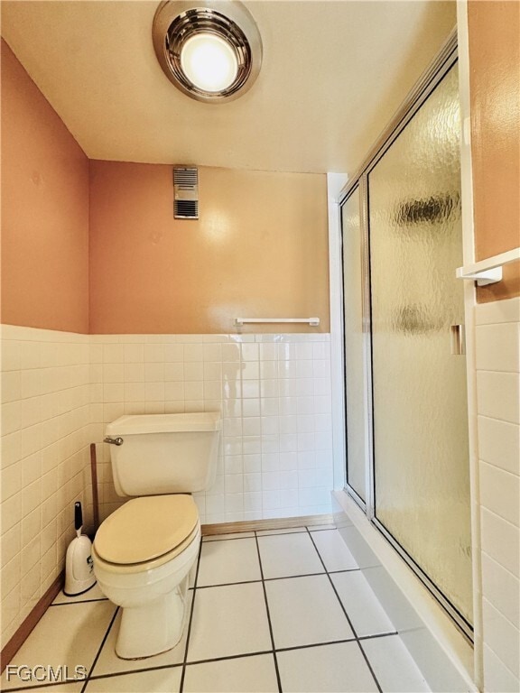 Building Photo - 2264 Winkler Ave